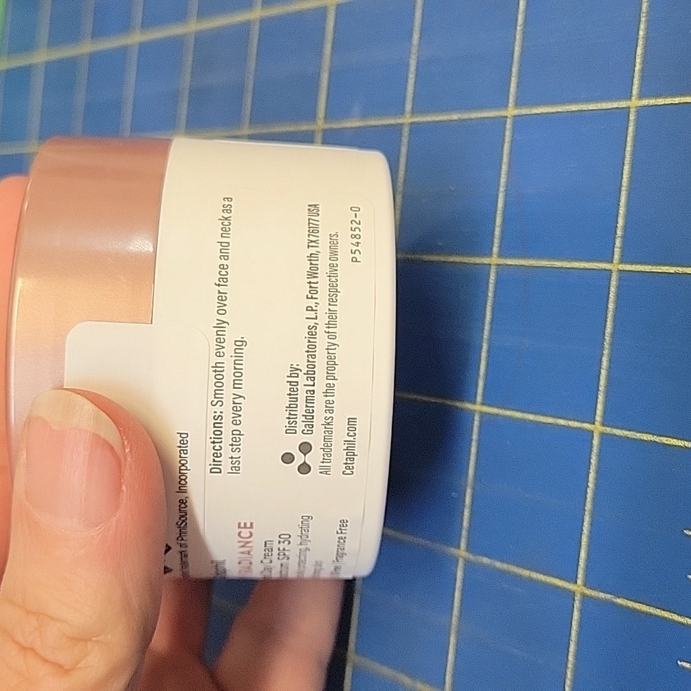 Cetaphil Healthy Radiance Whipped Day Cream 48g New Jar - Picture 3 of 3